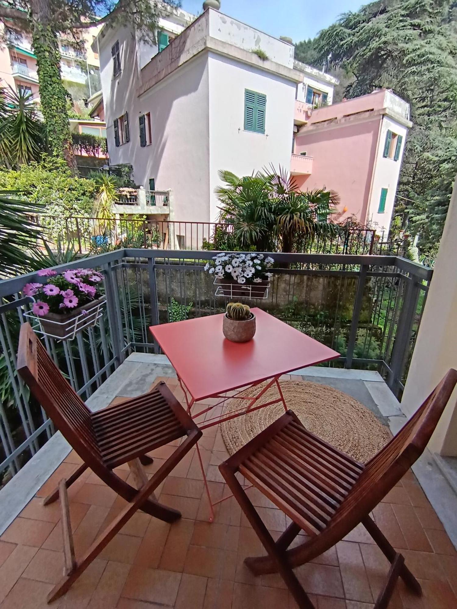 Forti Genova-Free Parking Castellaccio Apartment Exteriör bild